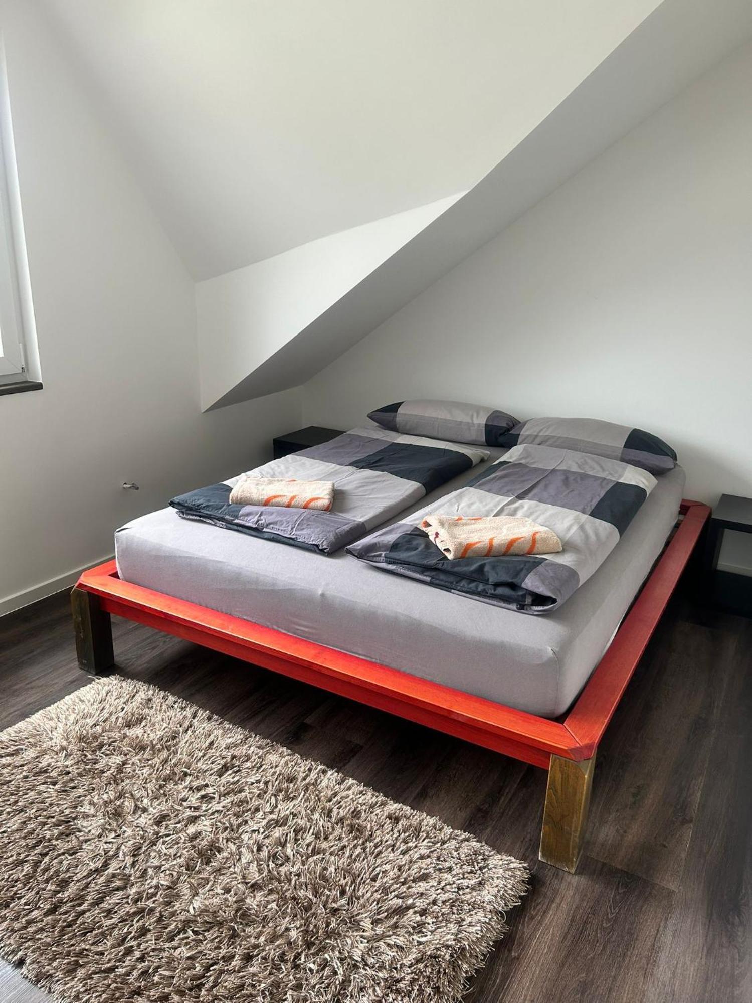 Schoenes Apartment Mit Dachterrasse Oldenburg Eksteriør billede