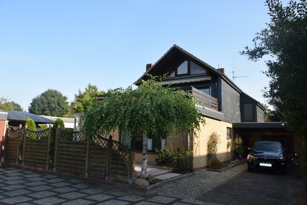 Schoenes Apartment Mit Dachterrasse Oldenburg Eksteriør billede